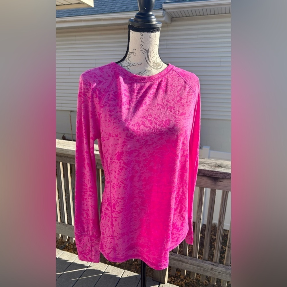 Tek Gear DryTek Fuscia Hot Pink Sheer Athletic Long Sleeve Shirt Women’s EUC!​​ - Picture 2 of 5